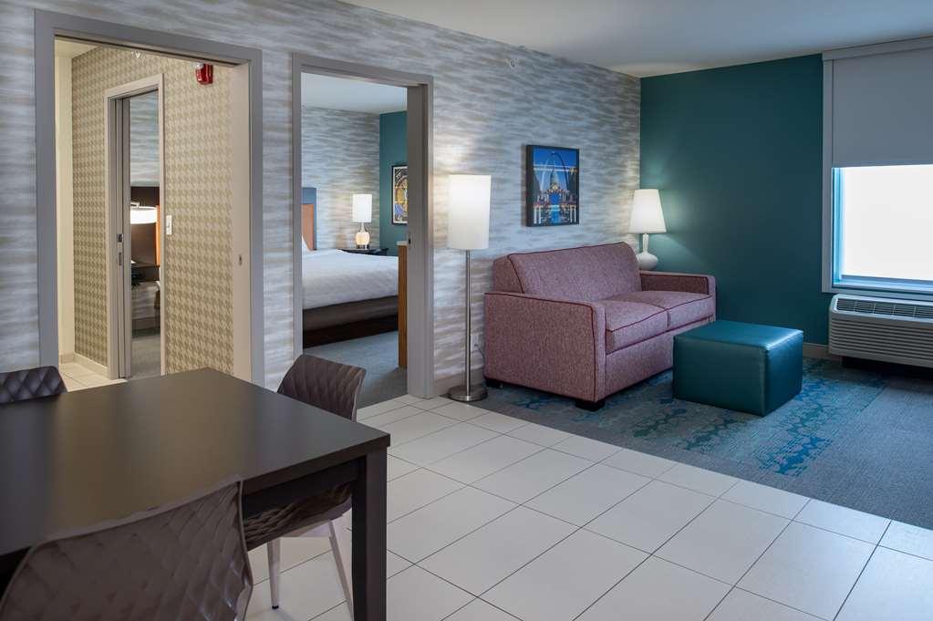 Home2 St. Louis / Forest Park Hotel 3*