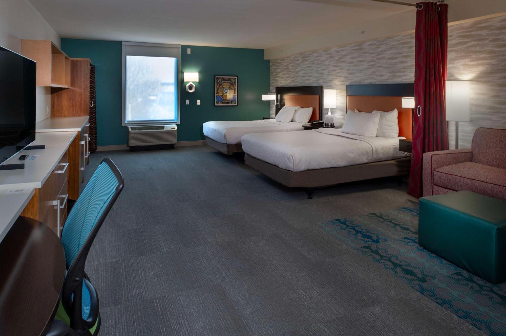 Home2 St. Louis / Forest Park Hotel 3*